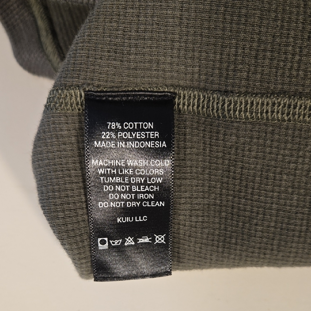 KUIU Men's Ash Long-sleeved Hoodie Size M - Thermal Knit, Odor-Resistant - Picture 8 of 9
